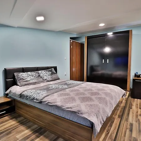 Global Star Maisonette Apartamento Varna