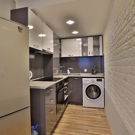 Global Star Maisonette *